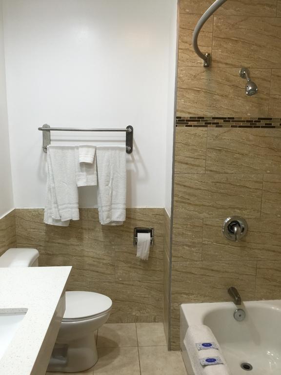 Stuart (adults Only) 2* Los Angeles